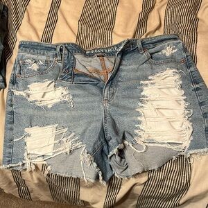 Women’s AE size 18 shorts